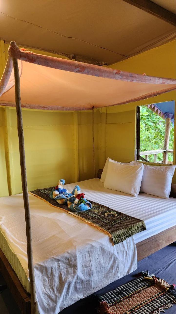 Kohrong Sea Views Lodge Koh Rong Island
